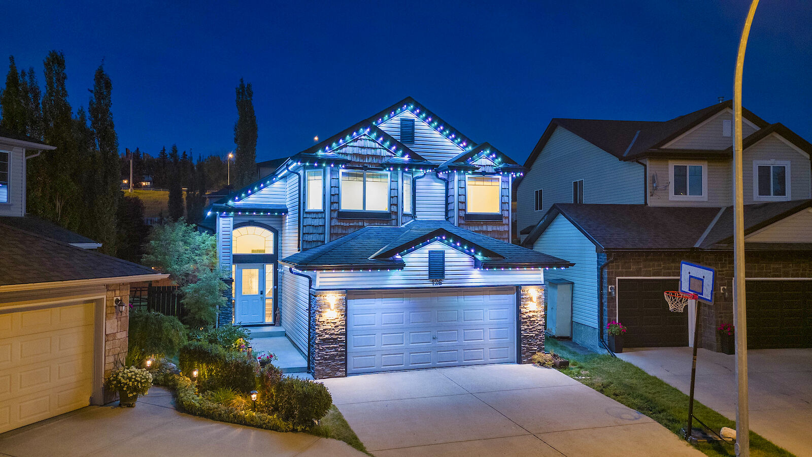 Calgary 4 bedrooms House for rent. Property photo: 515447-1