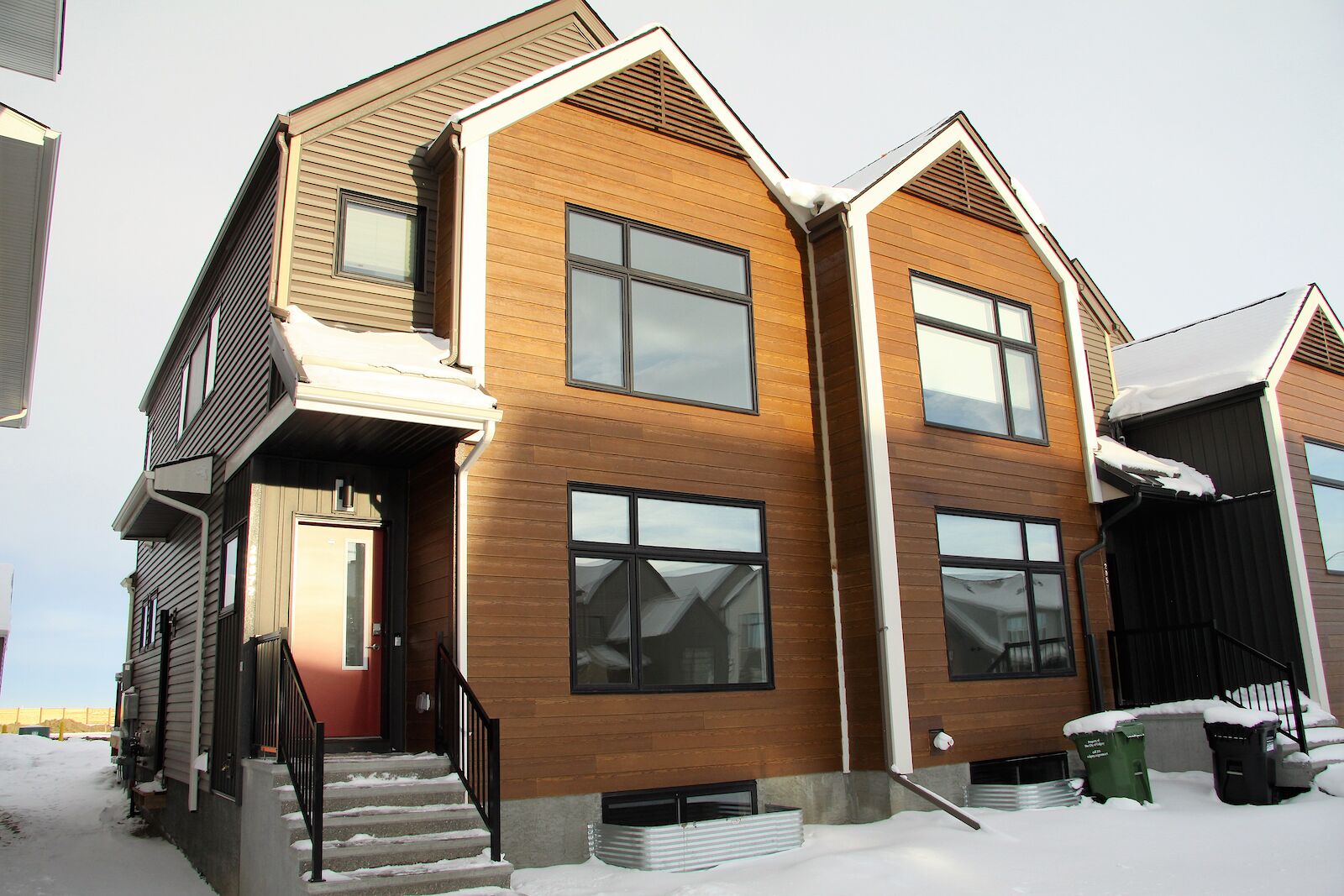 Calgary 3 bedrooms Townhouse for rent. Property photo: 515455-1