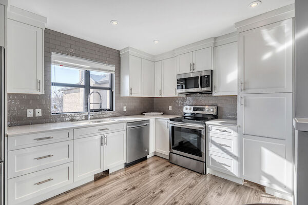 Calgary 2 bedrooms House for rent. Property photo: 516539-3