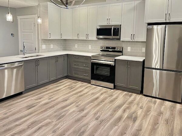 Edmonton 3 bedrooms Townhouse for rent. Property photo: 516658-2