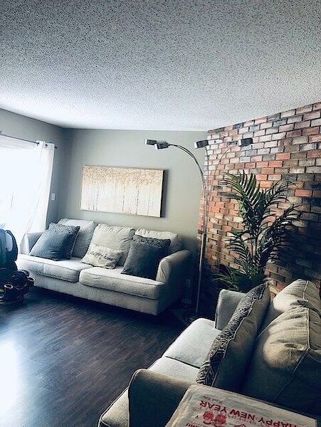 Calgary 3 bedrooms Townhouse for rent. Property photo: 518181-2