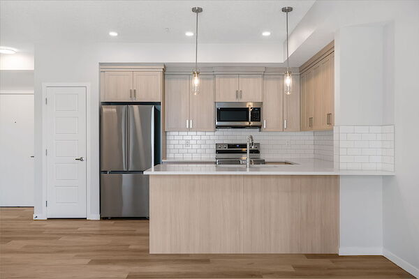 Calgary 2 bedrooms Condo Unit for rent. Property photo: 518520-3