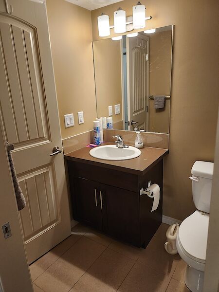 Calgary 2 bedrooms Condo Unit for rent. Property photo: 518704-3