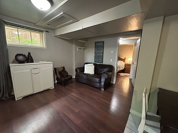 Calgary 1 bedroom Basement for rent. Property photo: 51924-2