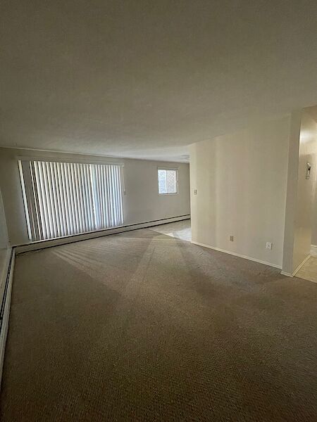 Edmonton 3 bedrooms Apartment for rent. Property photo: 520522-3