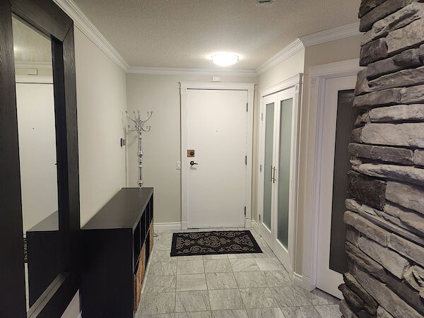 Edmonton 1 bedroom Condo Unit for rent. Property photo: 520718-2