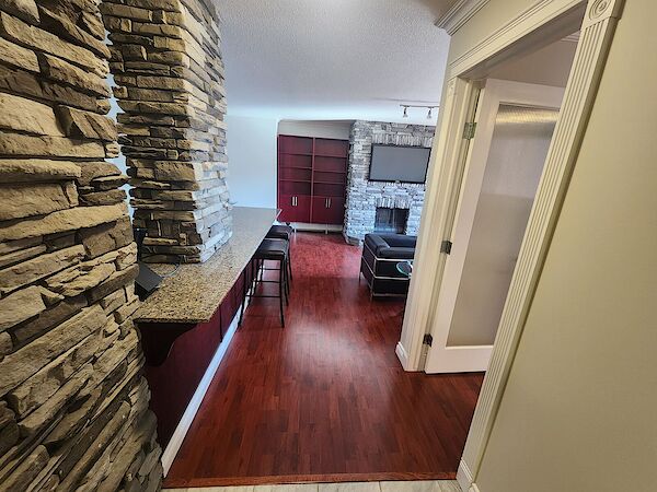 Edmonton 1 bedroom Condo Unit for rent. Property photo: 520718-3