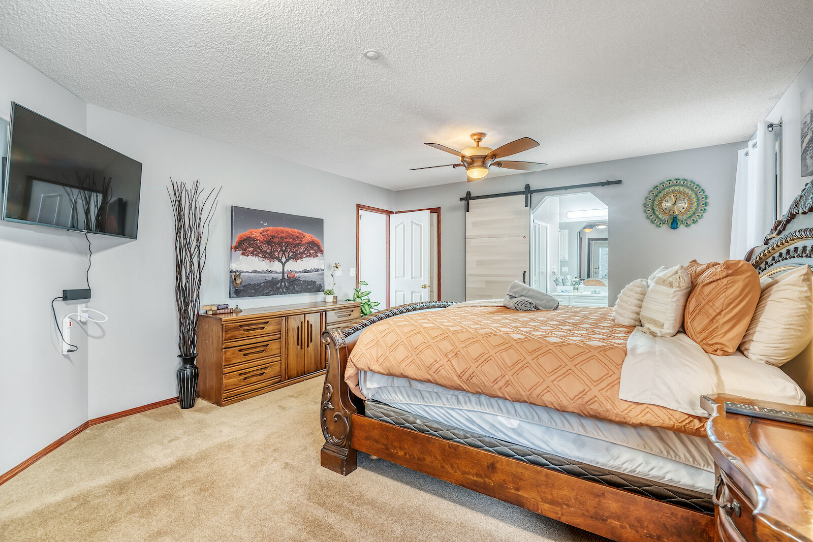 Calgary 2 bedrooms House for rent. Property photo: 520753-1