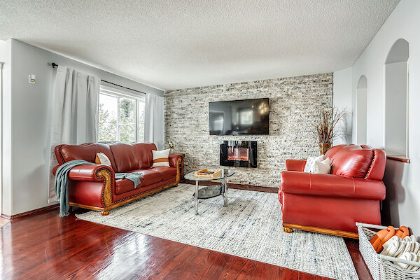 Calgary 2 bedrooms House for rent. Property photo: 520753-2