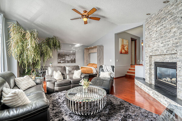 Calgary 2 bedrooms House for rent. Property photo: 520753-3