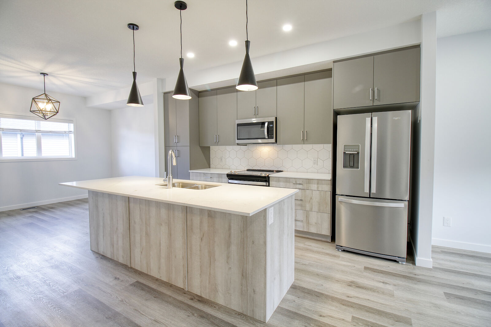 Calgary 2 bedrooms Townhouse for rent. Property photo: 521689-1