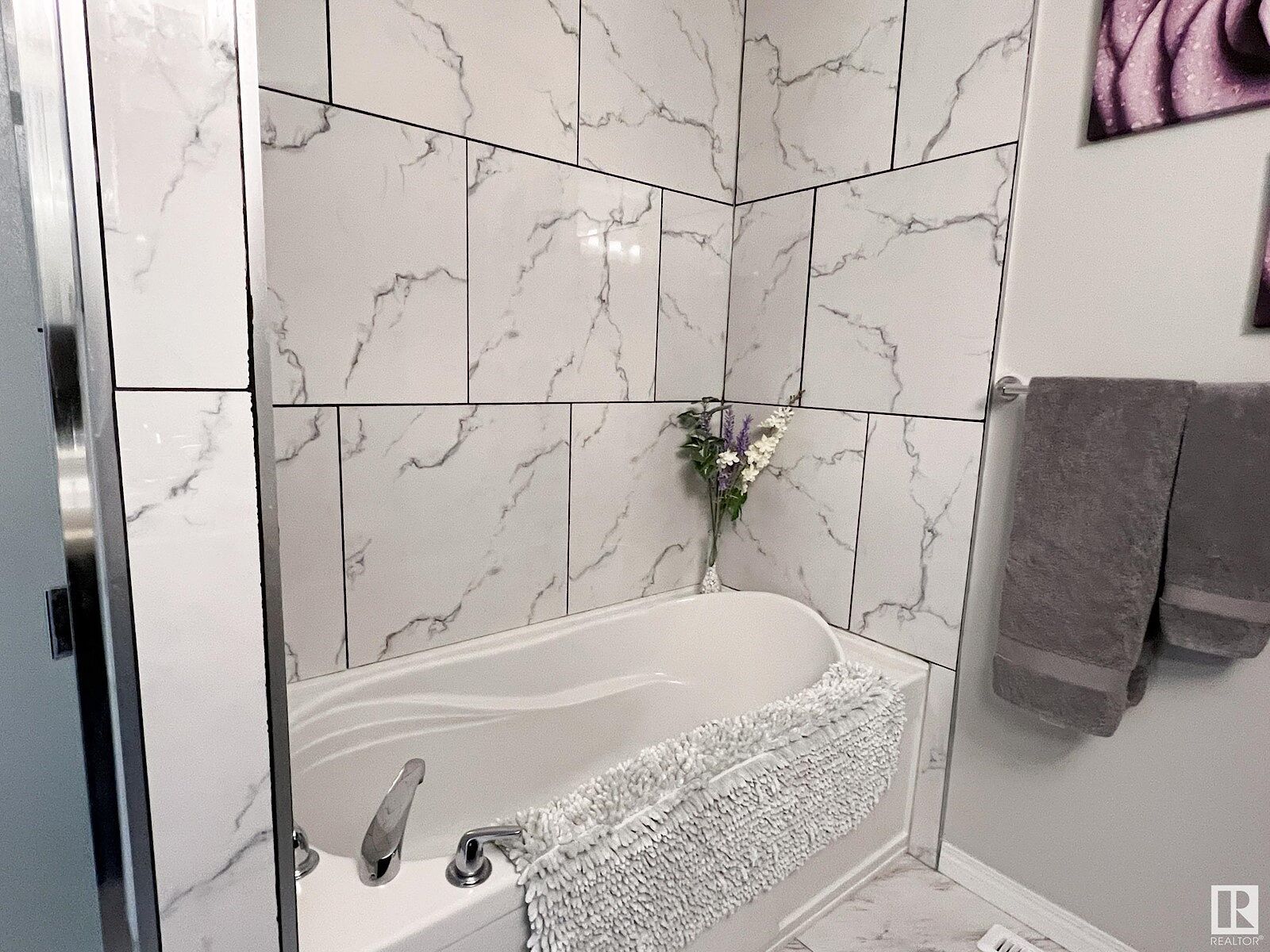 Edmonton 1 bedroom Condo Unit for rent. Property photo: 522100-1