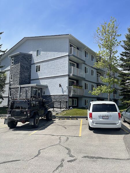 Calgary 2 bedrooms Condo Unit for rent. Property photo: 523710-3