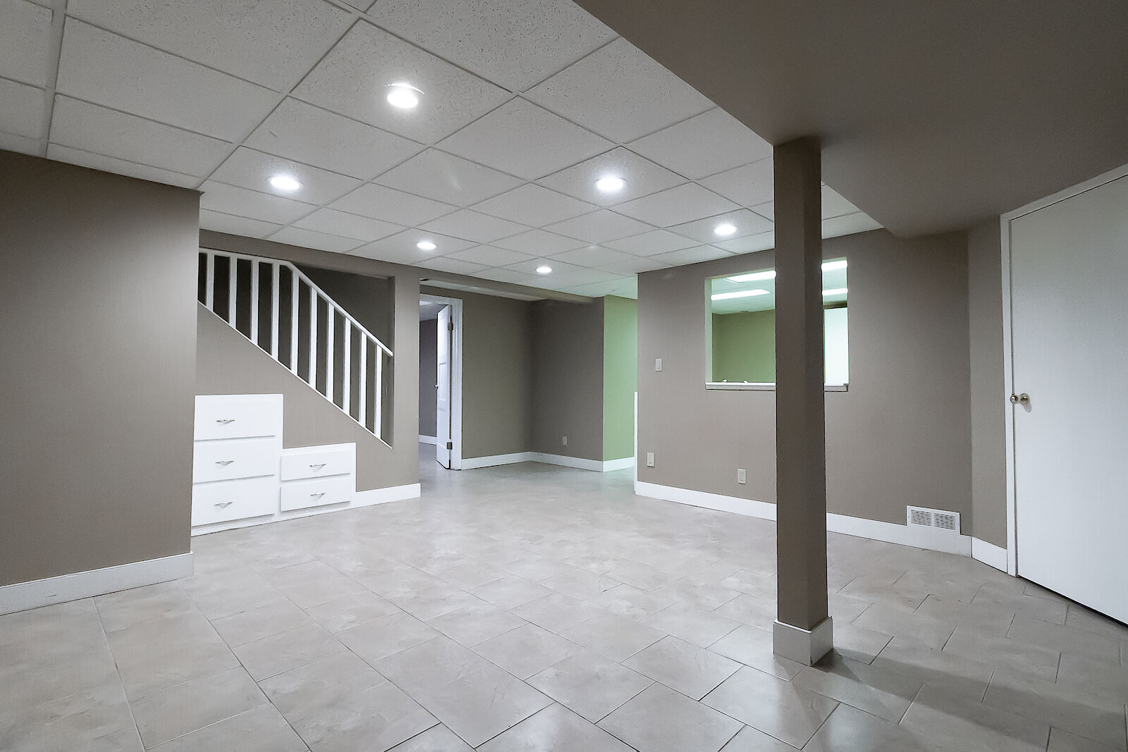 Calgary 1 bedroom Basement for rent. Property photo: 524559-1