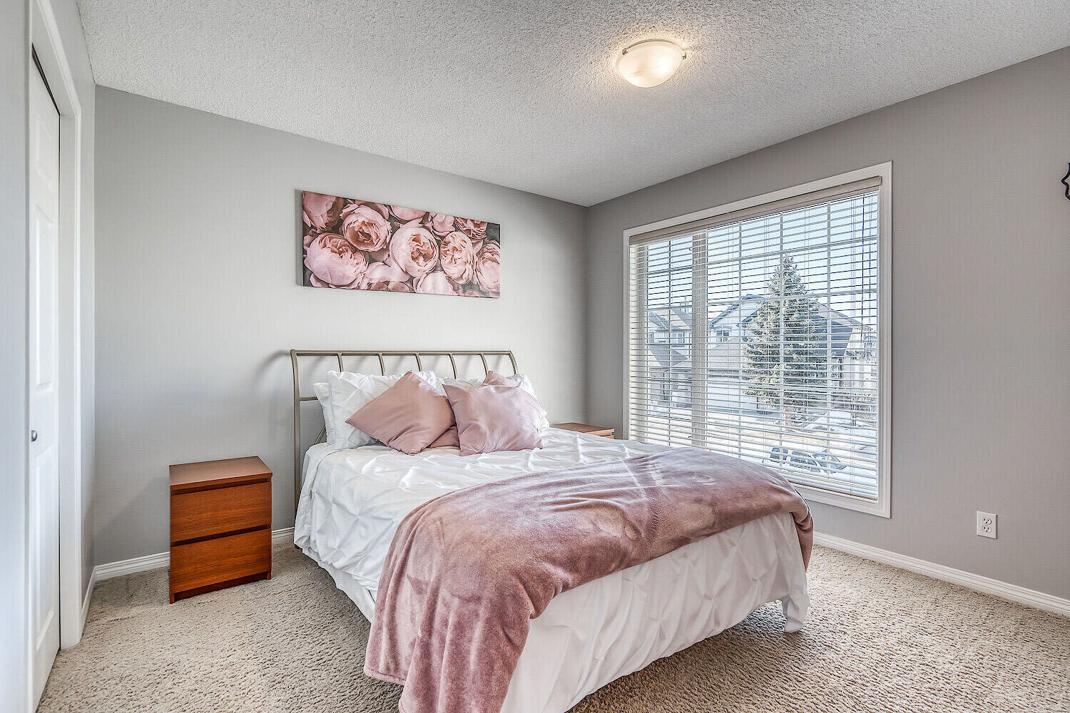 Calgary 1 bedroom Room For Rent for rent. Property photo: 524614-1