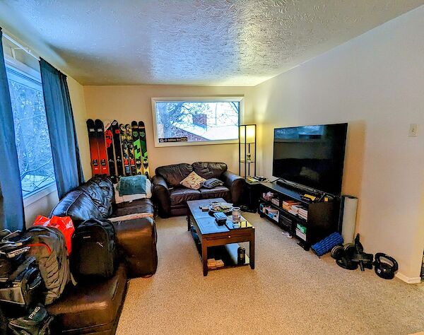 Calgary 2 + Den bedrooms Main Floor for rent. Property photo: 525082-3