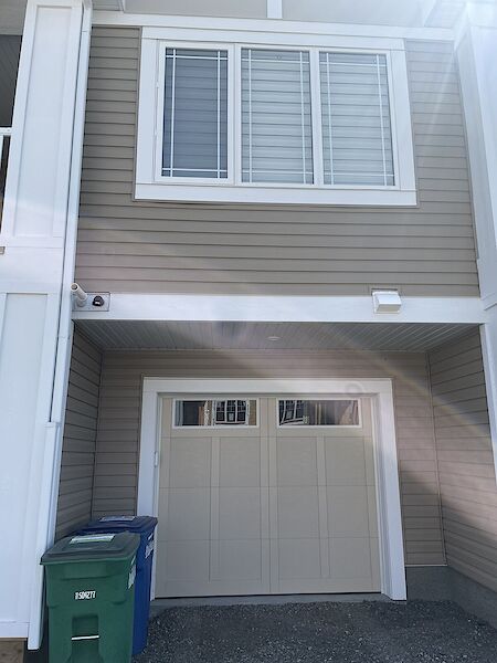 Airdrie 2 bedrooms Townhouse for rent. Property photo: 525219-2
