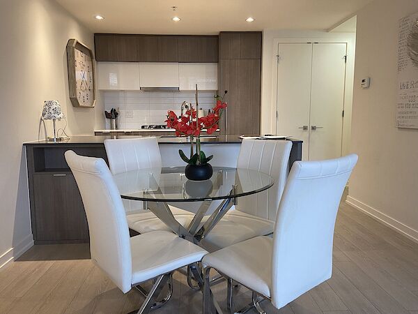 Calgary 1 bedroom Condo Unit for rent. Property photo: 525244-2