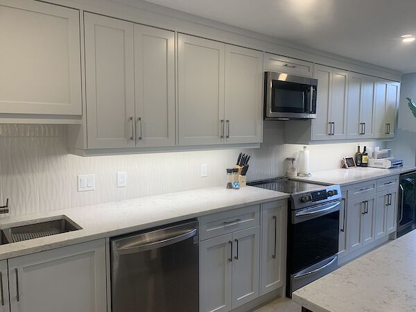 Calgary 2 bedrooms Condo Unit for rent. Property photo: 525527-2