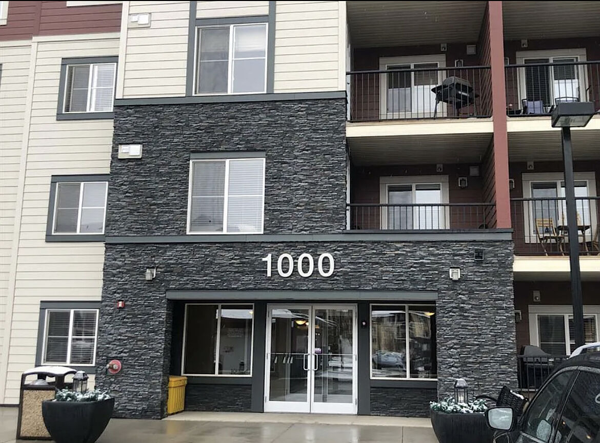 Calgary 2 + Den bedrooms Apartment for rent. Property photo: 525714-1