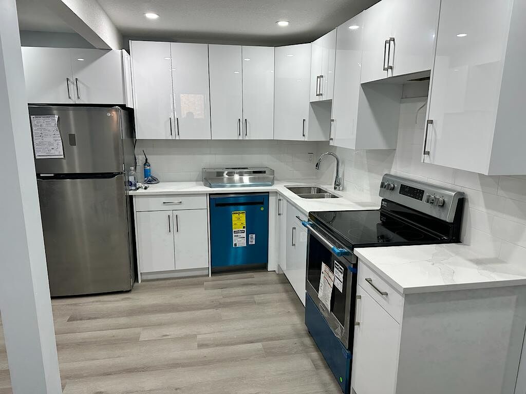 Calgary 2 bedrooms Basement for rent. Property photo: 525734-1