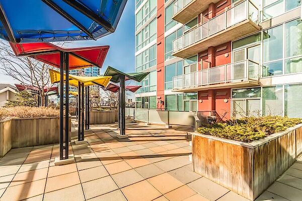Calgary 2 bedrooms Condo Unit for rent. Property photo: 525956-3