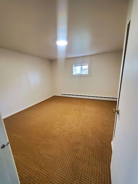 Calgary 2 bedrooms Basement for rent. Property photo: 526028-2