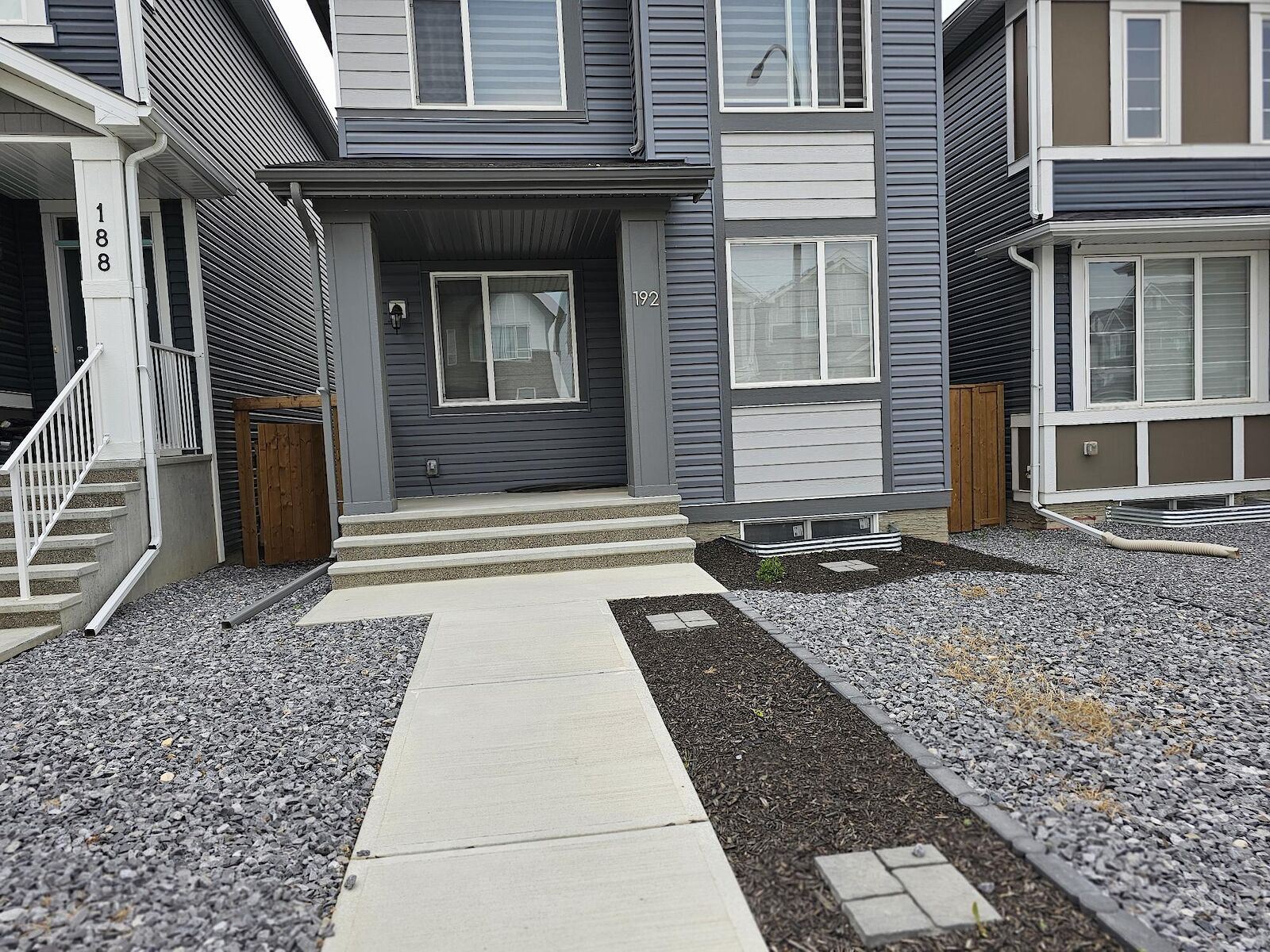Calgary 3 bedrooms House for rent. Property photo: 526190-1