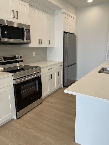 Calgary 2 bedrooms Condo Unit for rent. Property photo: 526963-3