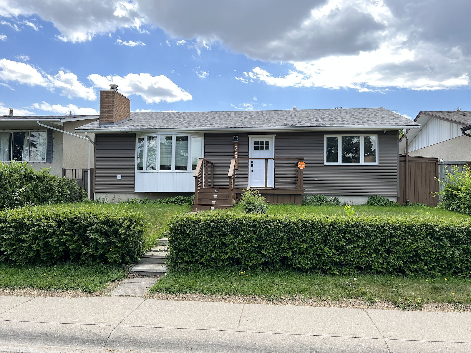 Calgary 4 bedrooms House for rent. Property photo: 527625-1