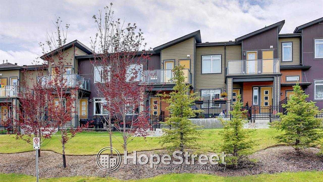 Calgary 2 bedrooms Townhouse for rent. Property photo: 527938-1