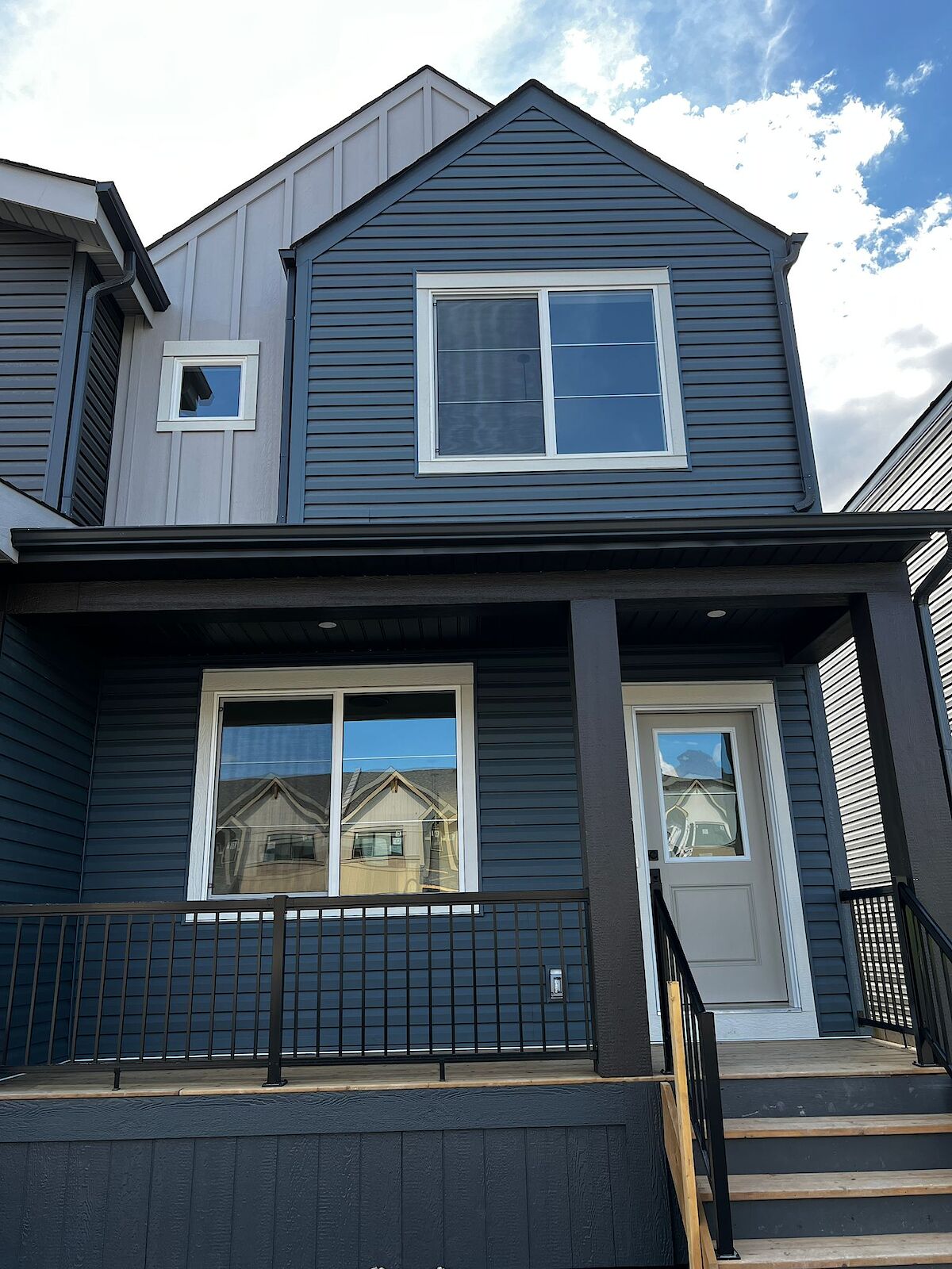 Calgary 3 bedrooms Townhouse for rent. Property photo: 528279-1