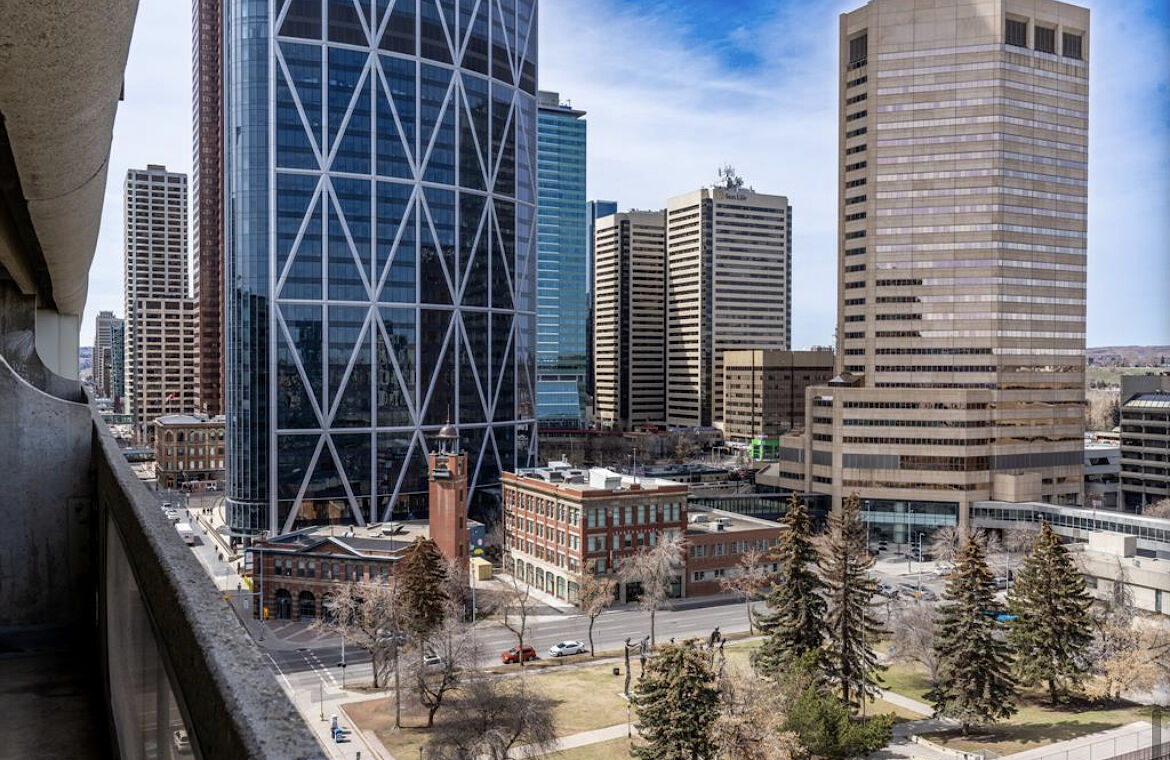 Calgary 1 bedroom Condo Unit for rent. Property photo: 529233-1
