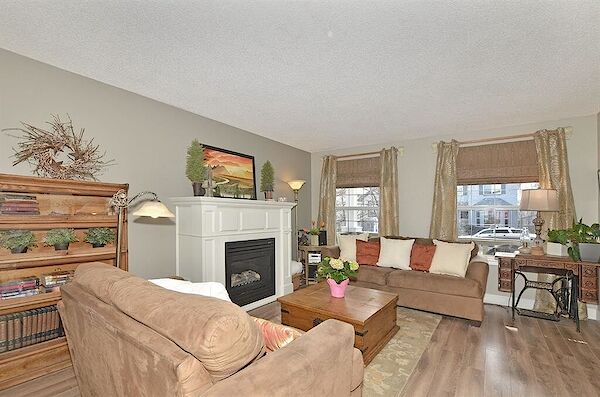 Calgary 3 bedrooms House for rent. Property photo: 529554-3