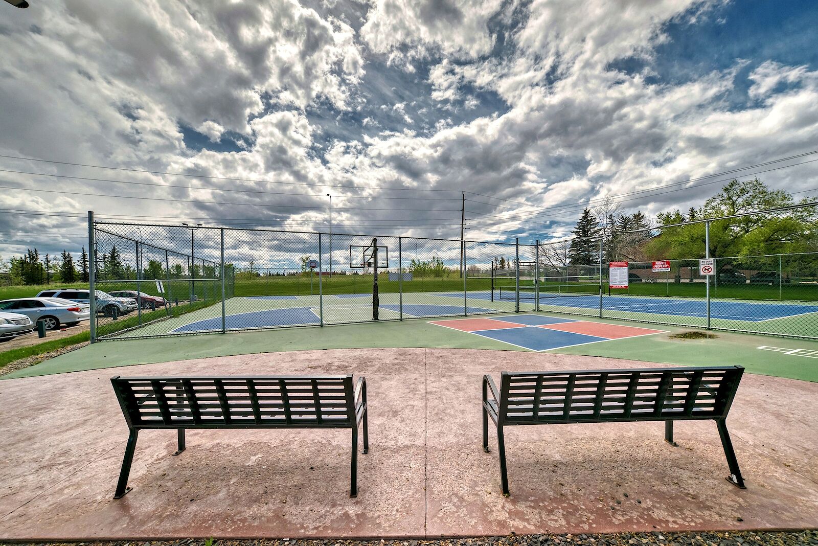 Calgary 2 bedrooms Condo Unit for rent. Property photo: 530318-1