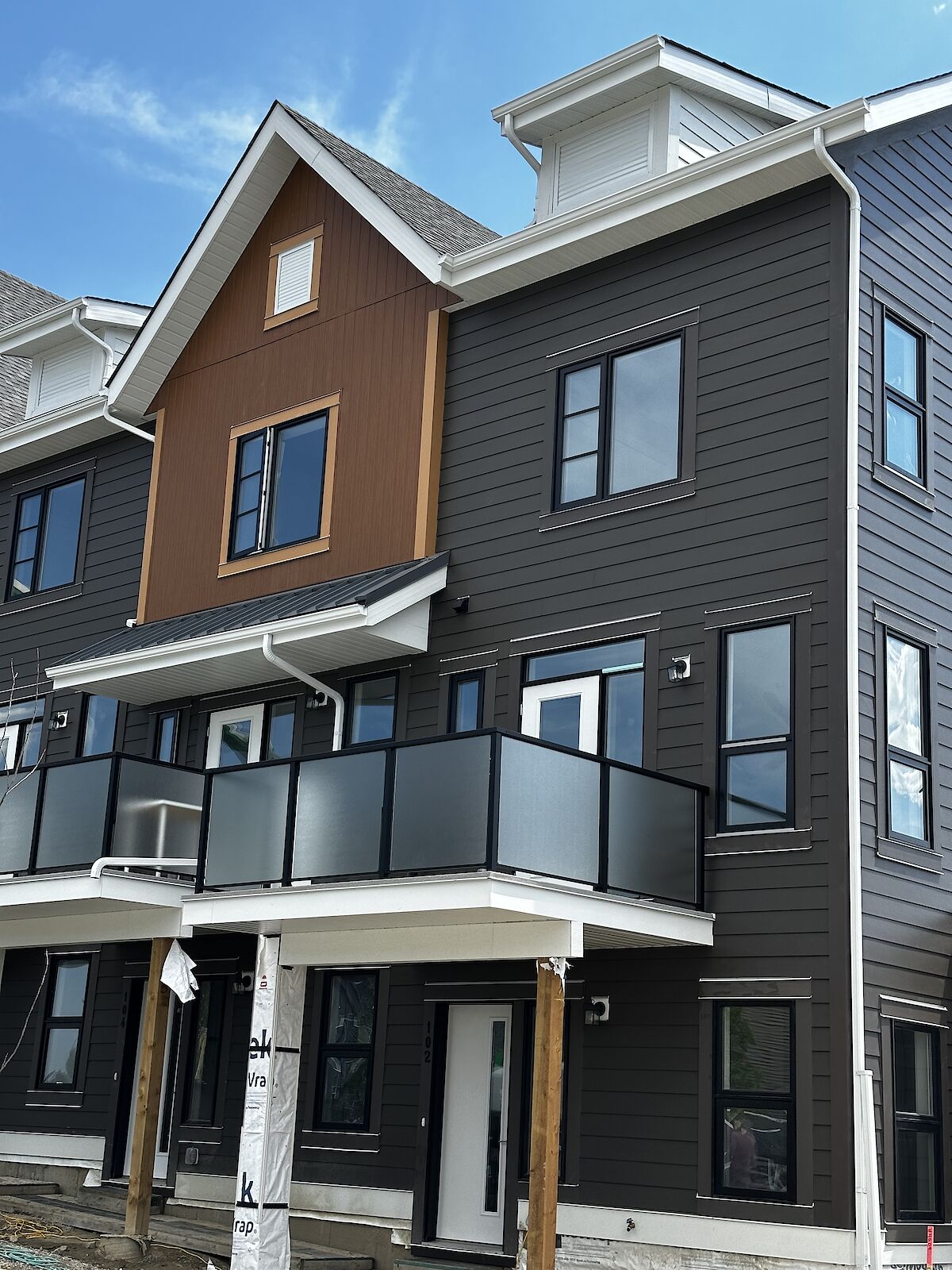Calgary 2 bedrooms Townhouse for rent. Property photo: 530372-1
