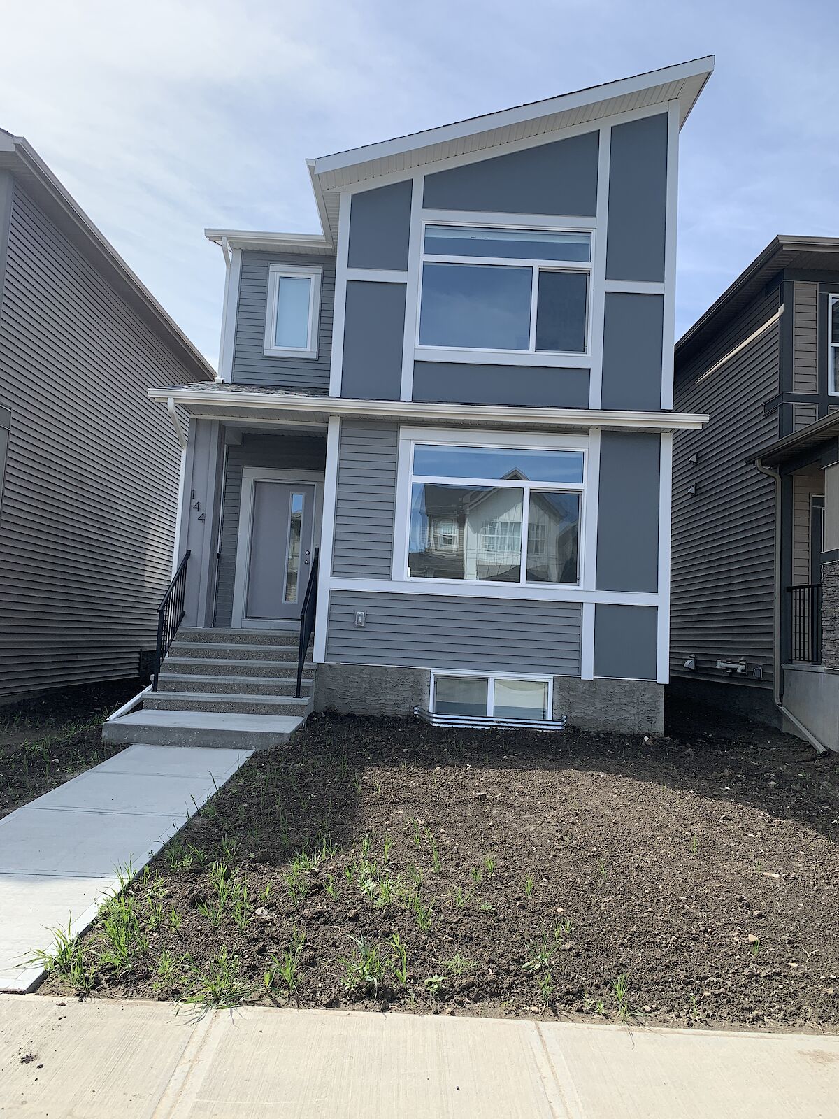 Calgary 3 bedrooms Main Floor for rent. Property photo: 531052-1