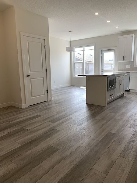 Calgary 3 bedrooms Main Floor for rent. Property photo: 531052-2