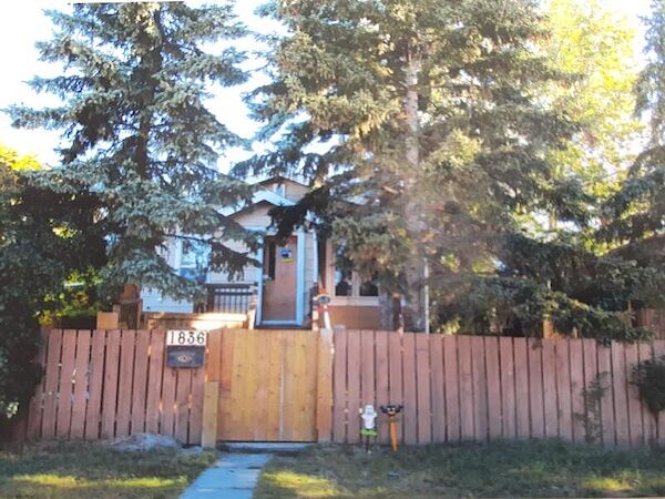 Front+Street+View Calgary 2 bedrooms Basement for rent. Property photo: 531588-2