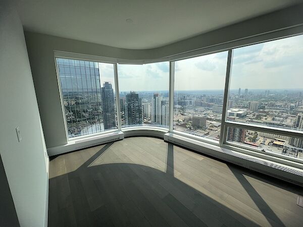Edmonton 2 + Den bedrooms Condo Unit for rent. Property photo: 531722-2
