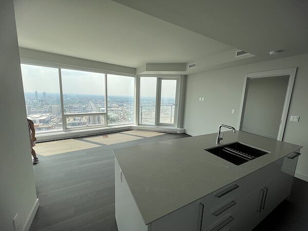 Edmonton 2 + Den bedrooms Condo Unit for rent. Property photo: 531722-3