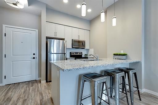 Calgary 1 bedroom Condo Unit for rent. Property photo: 531797-1