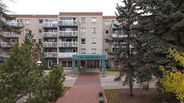 Winnipeg 1 bedroom Apartment for rent. Property photo: 532352-3