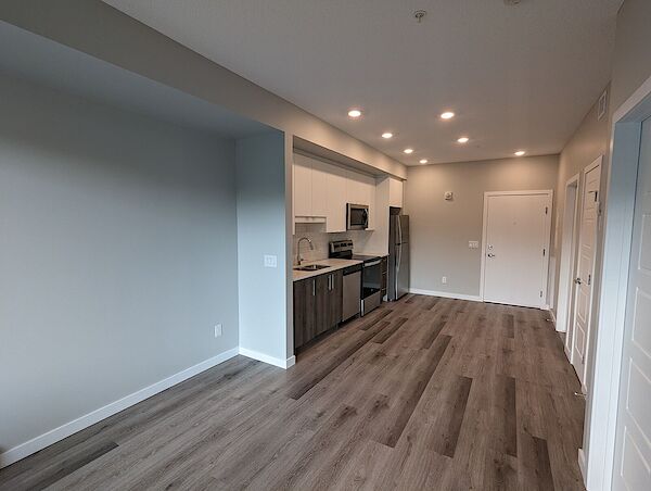Calgary 1 bedroom Condo Unit for rent. Property photo: 533649-3
