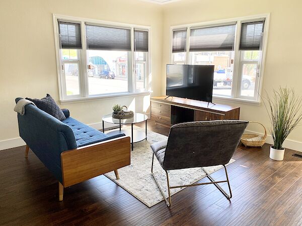 Edmonton 2 bedrooms Main Floor for rent. Property photo: 533717-2