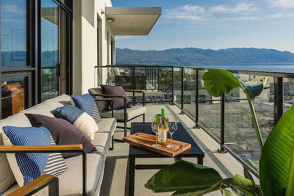 Kelowna 2 + Den bedrooms Condo Unit for rent. Property photo: 535379-2