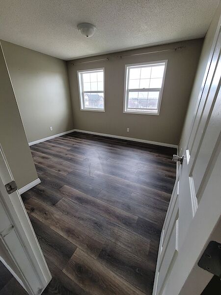 Calgary 6 bedrooms House for rent. Property photo: 537140-3