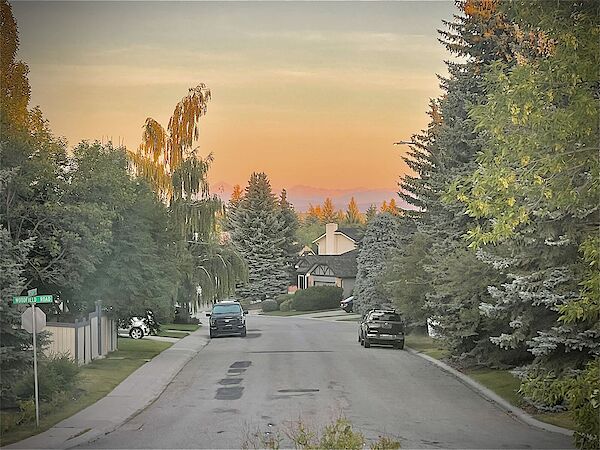 Calgary 4 + Den bedrooms House for rent. Property photo: 537178-2