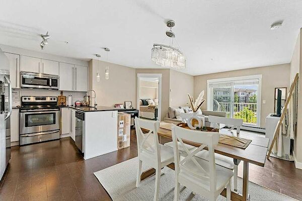 Calgary 2 bedrooms Condo Unit for rent. Property photo: 538113-3