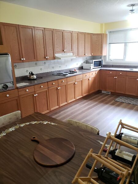 Edmonton 9 bedrooms Room For Rent for rent. Property photo: 538581-2